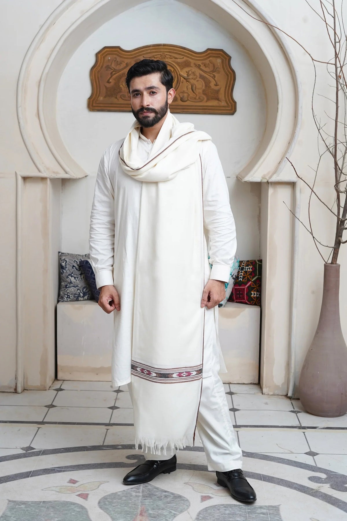 Fine Wool Progen Design Woven Mens Shawl
