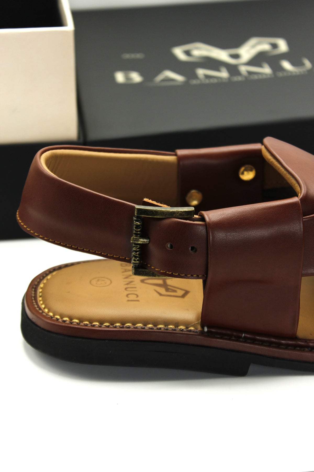 Luxury Round Shape Red Maroon Peshawari Chappal