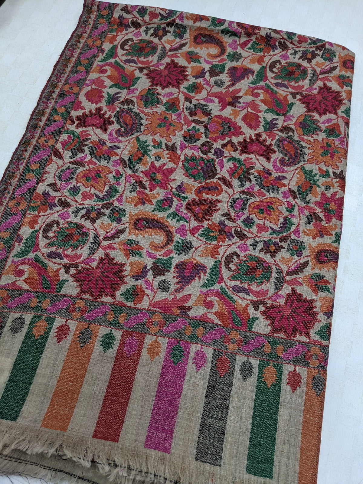 Pashmina Kani Shawls