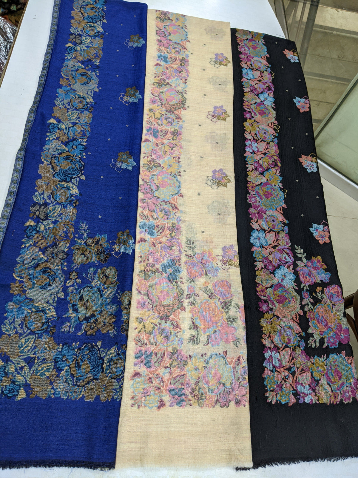 Soft Light Ring pashmina kasmire