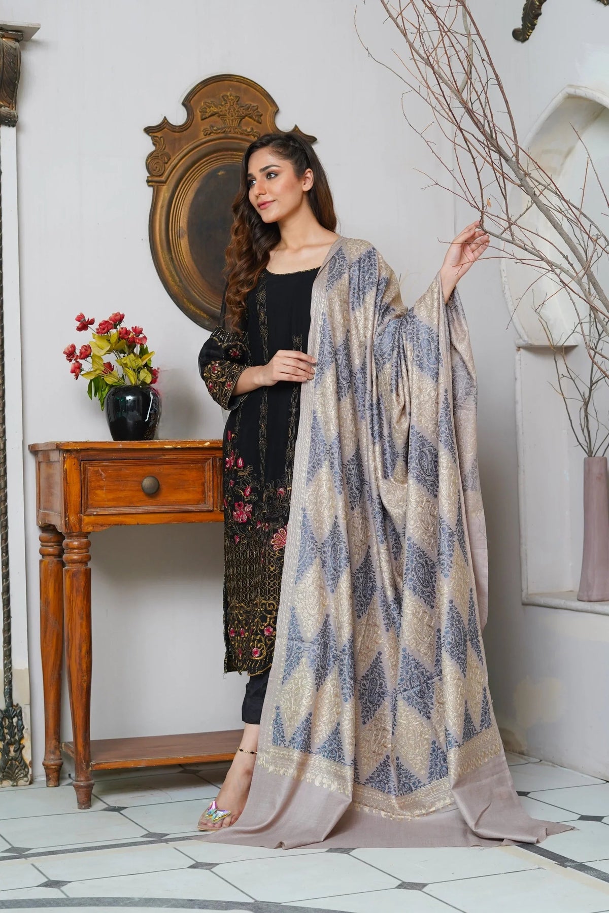 Kalam Ari Full Jaal Ring Pashmina Shawl