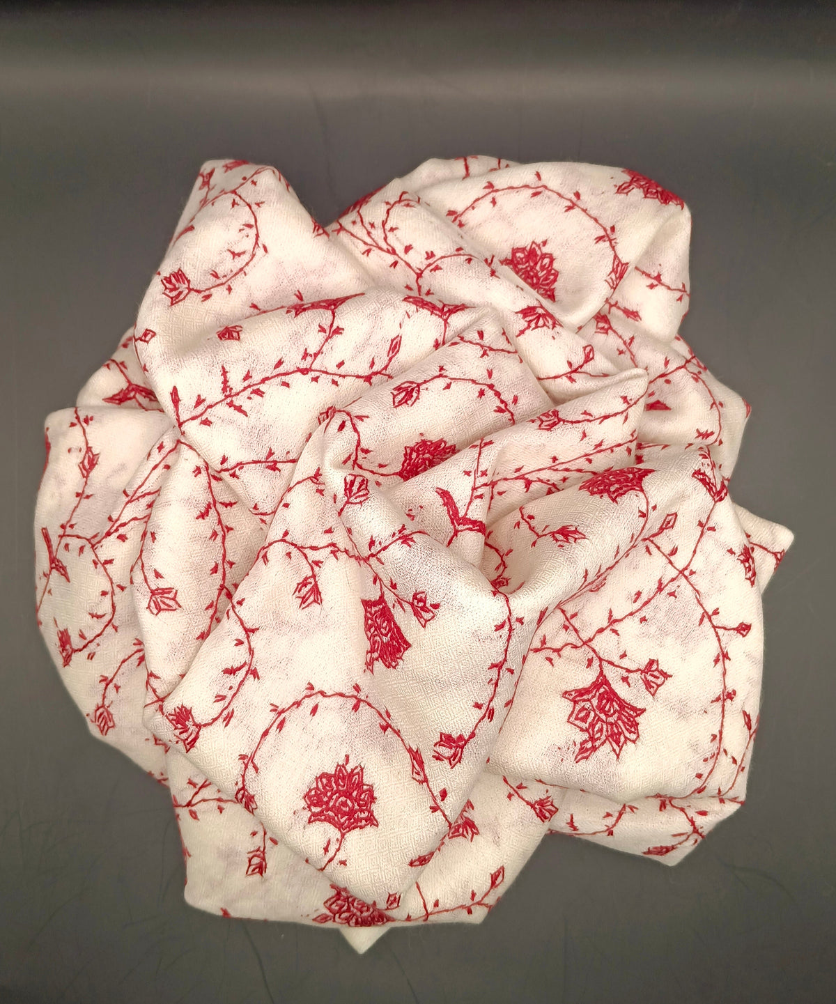 Premium And Extremely Soft Original Handmade Sui Needle Jaal Pure Toosh Shawl