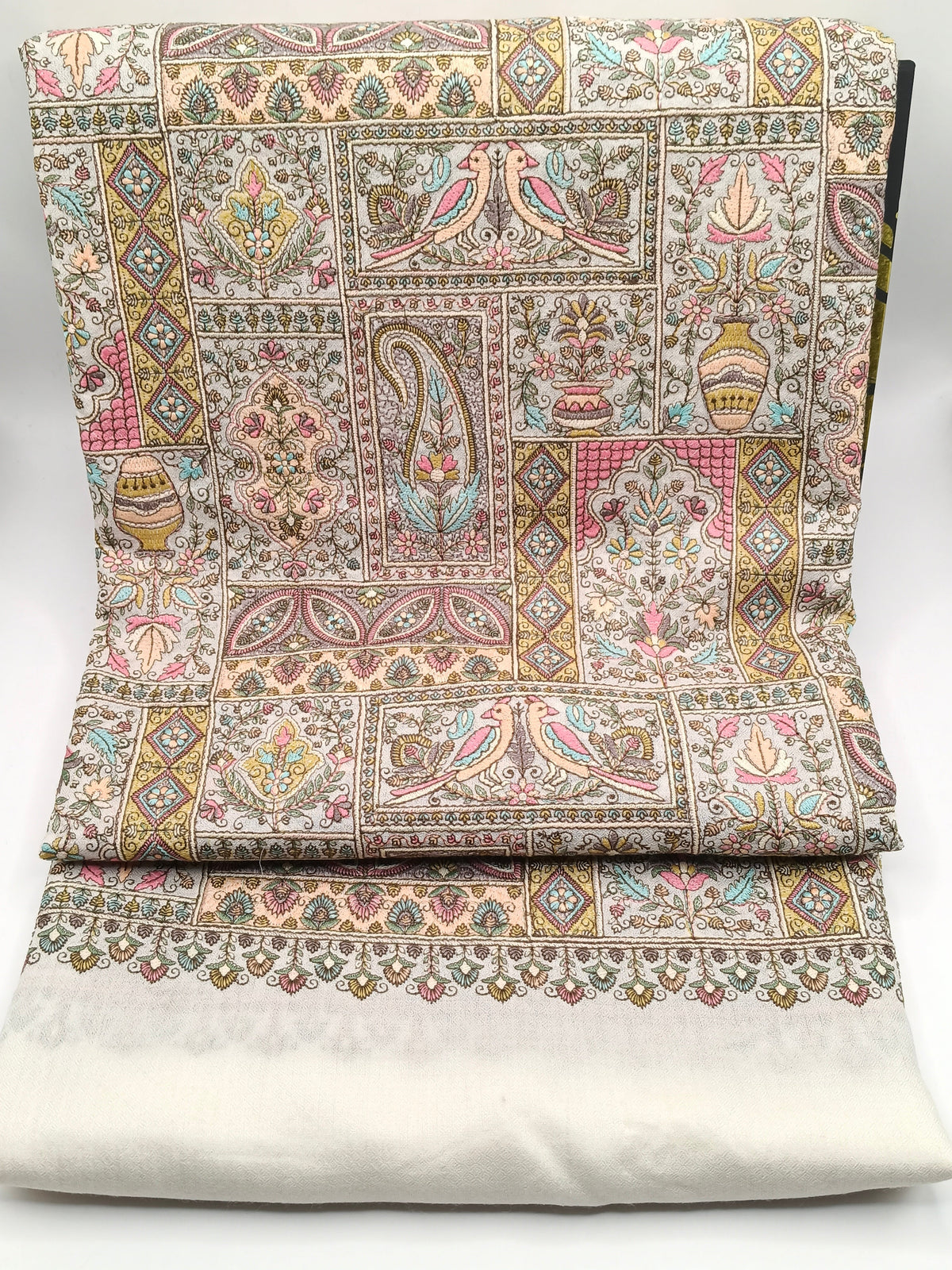 Premium Quality Extremely Soft  Embriodered Sozni Sui Jama Pashmina Shawl