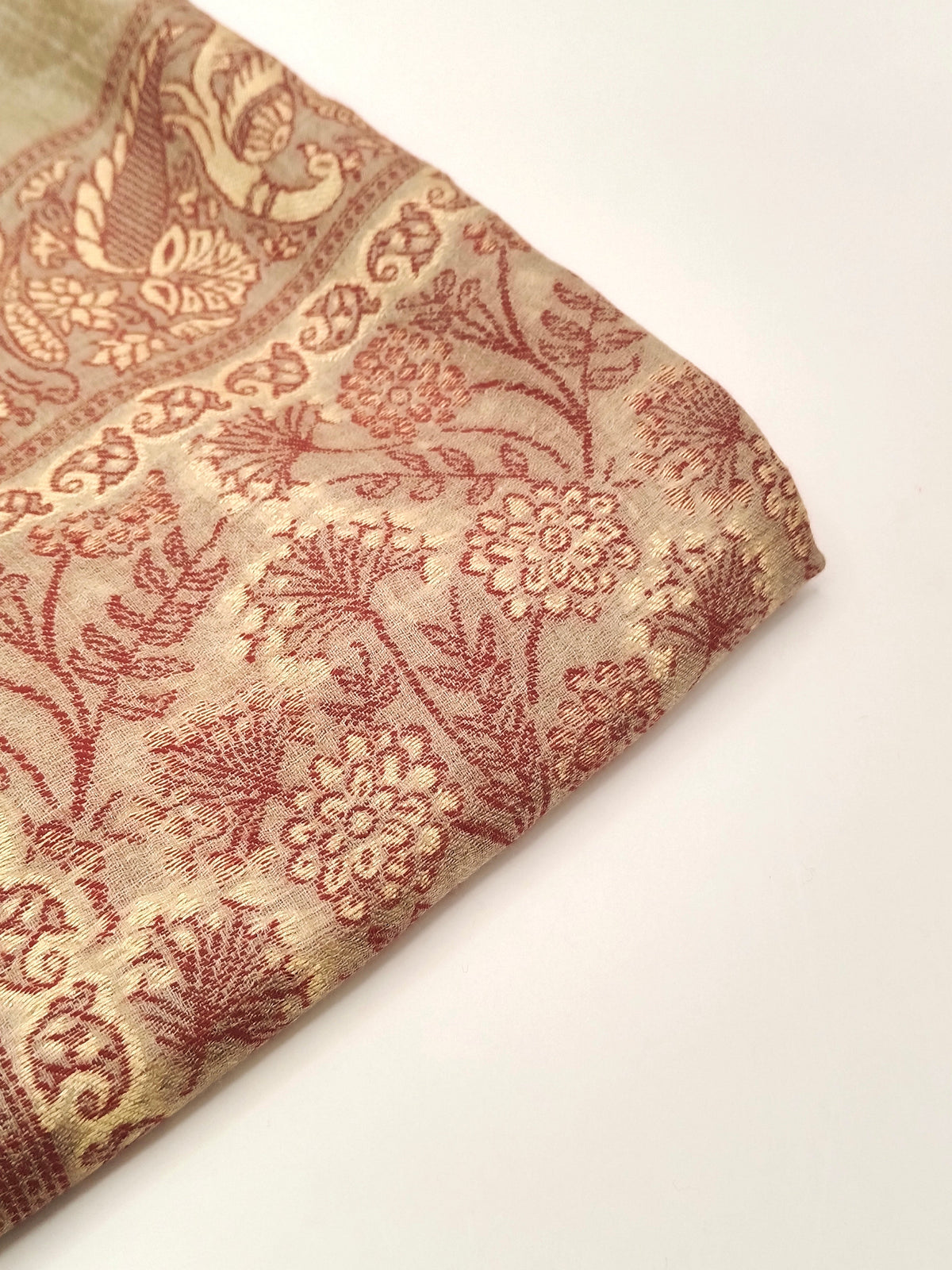 Toosh Kani Shawl With Khadi Pattern