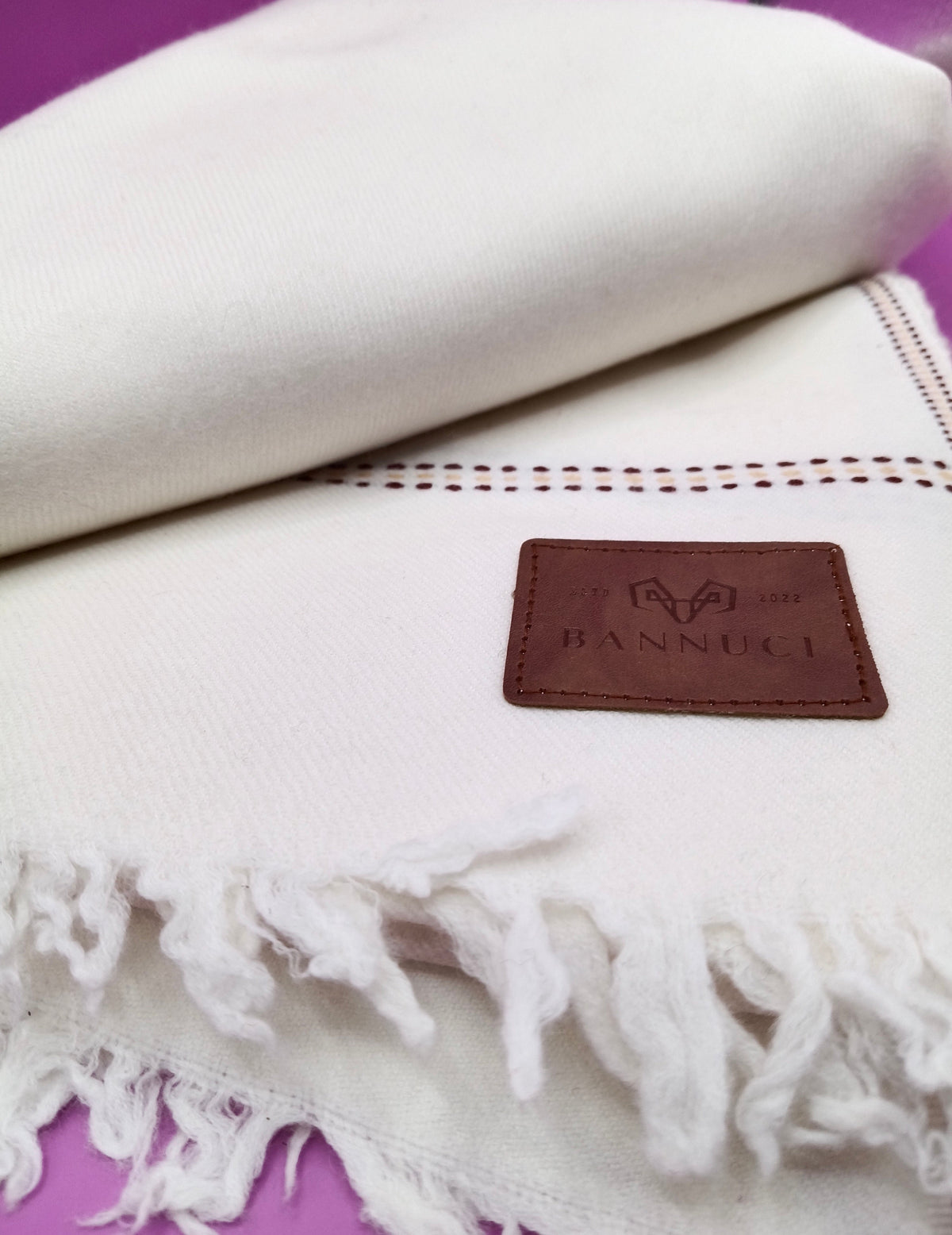 Premium Quality Dotted Striped Double Fiber White Woolen Shawl
