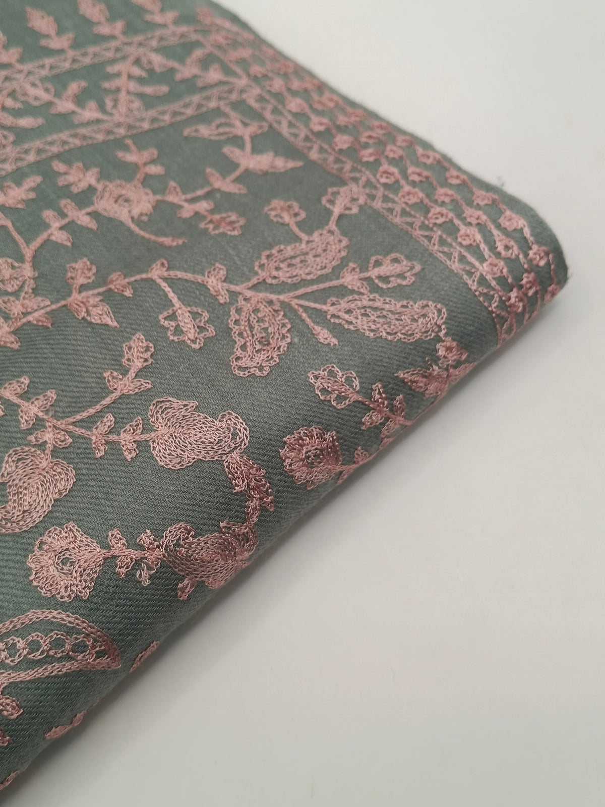 Embroidered Pashmina Shawl With Ari Work