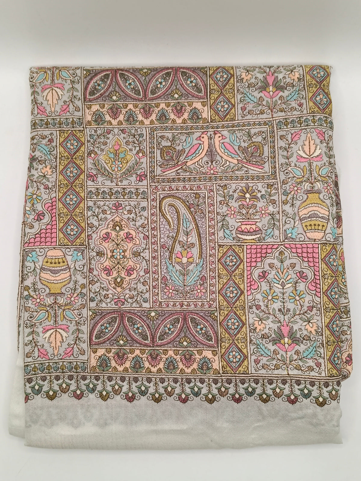 Premium Quality Extremely Soft  Embriodered Sozni Sui Jama Pashmina Shawl
