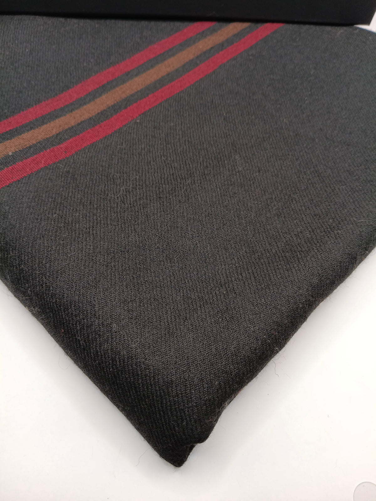 Premium Quality Stripped Black Pure/High Grade 48 Fiber Shawl