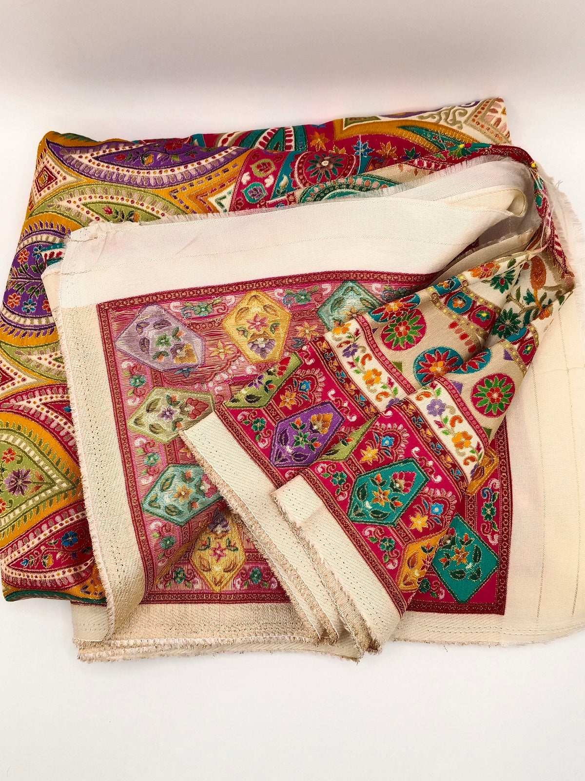 Premium Quality  Multi Color kani Silk  Shawl