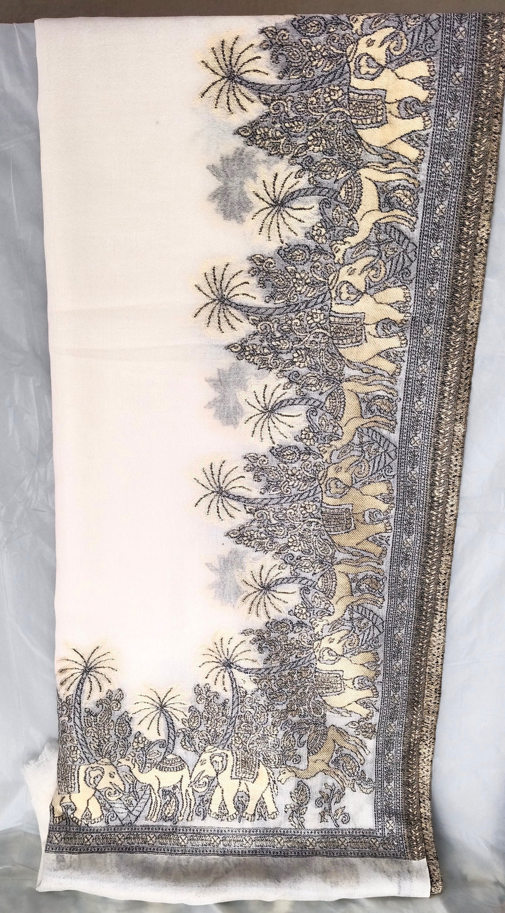 Toosh Kani Shawl With Khadi Pattern