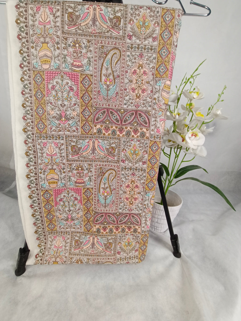 Premium Quality Extremely Soft  Embriodered Sozni Sui Jama Pashmina Shawl